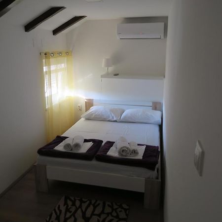Holiday Home Ljubicic Baska  Luaran gambar